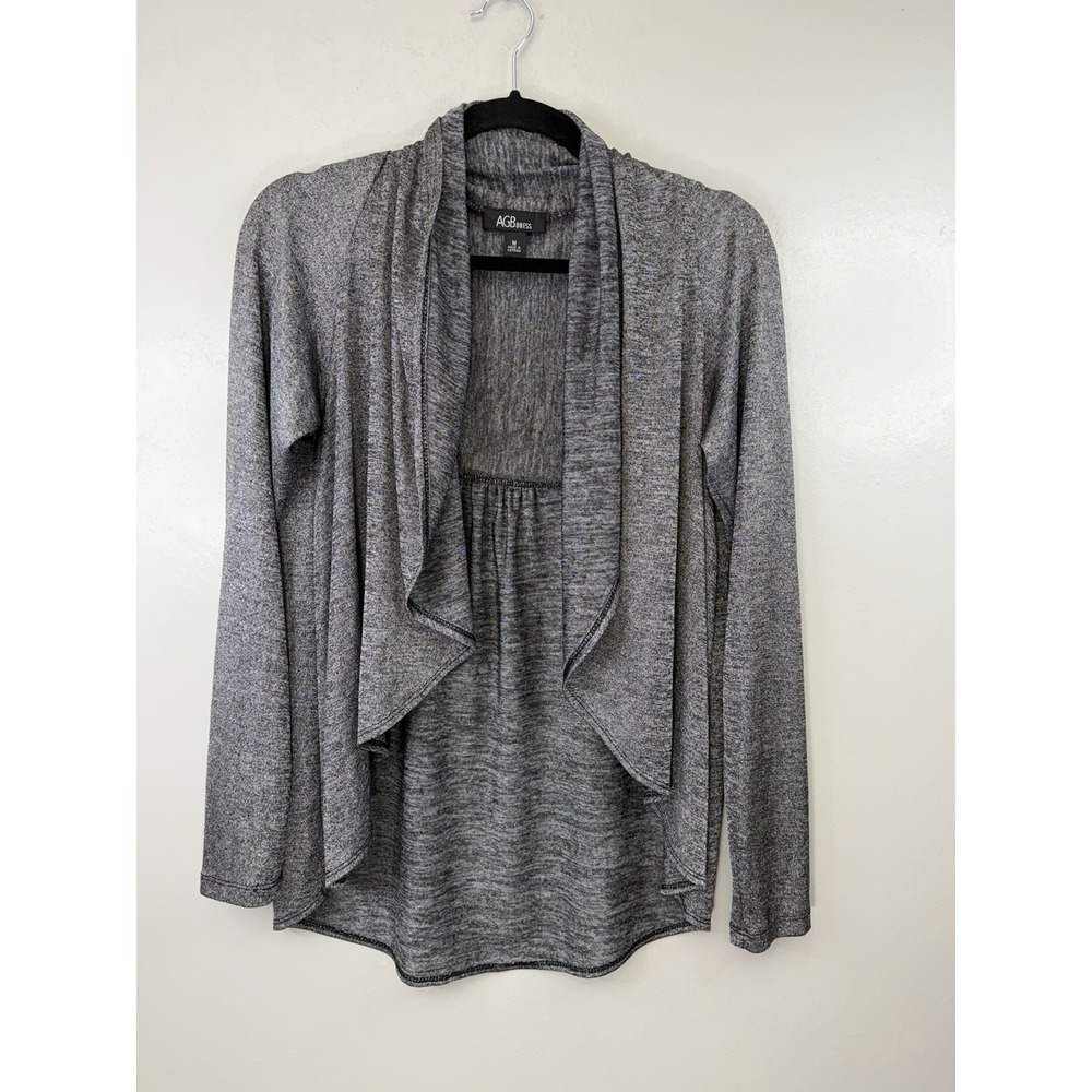 Silver Shimmery Shrug With Angled Draping Size M‎